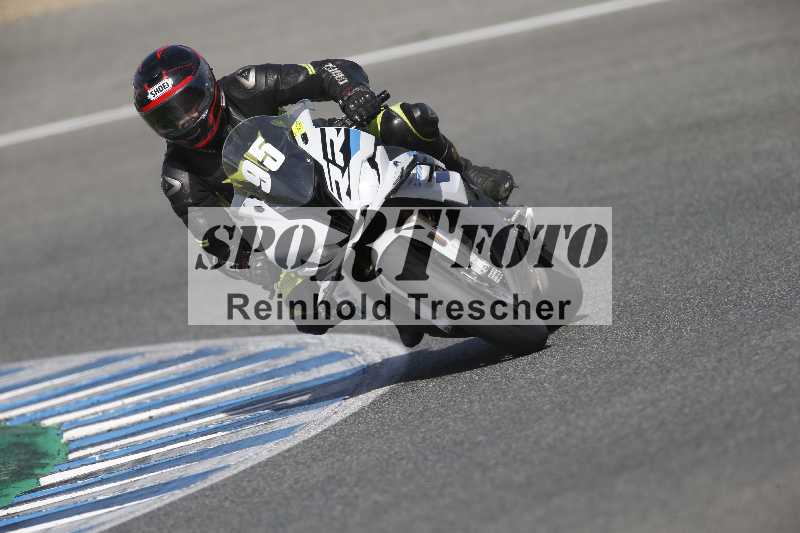 /Archiv-2024/02 29.01.-02.02.2024 Moto Center Thun Jerez/Gruppe gruen-green/95